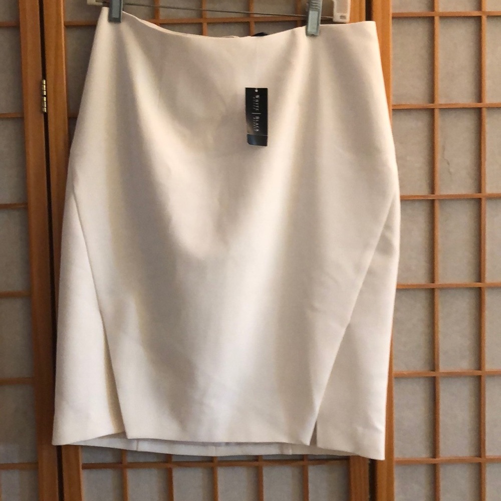 Lined straight skirt